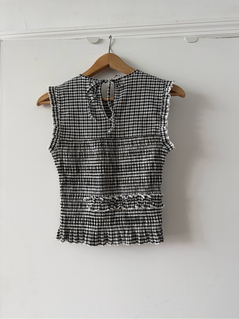 Cecilie Bahnsen x Uniqlo Black & White Gingham Ruffle Sleeveless Top - Picture 5 of 6